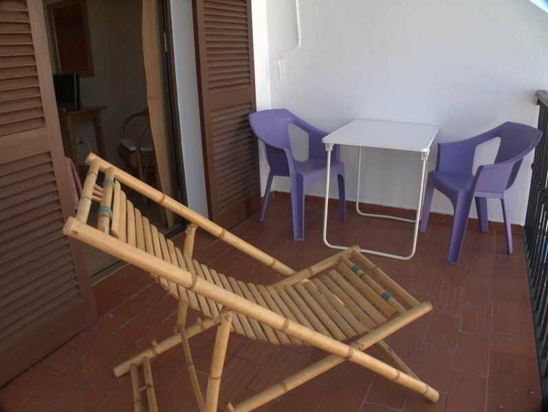 Hotel Tres Jotas Conil Conil De La Frontera Exterior foto